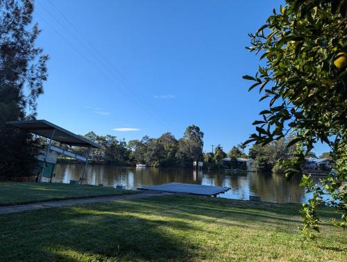 Reel Relax Retreat at Dora Creek