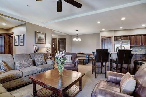 Crystal Peak Lodge 7304 Condo in Breckenridge, USA