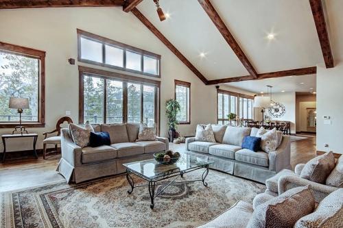 The Breck Escape Home in Breckenridge, USA