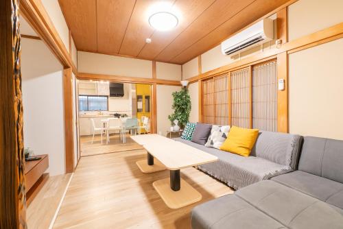 oyadoya nagoya kusu 名古屋 大人数貸切ホテル 最大9名 ペット可 駐車場有り, Nagoya