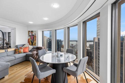 Skyline Views CBD 2BR w Pool & Gym Zodiak Stays, Auckland (photo 8)