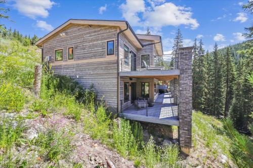 Golden Fox House home in Sally Barber