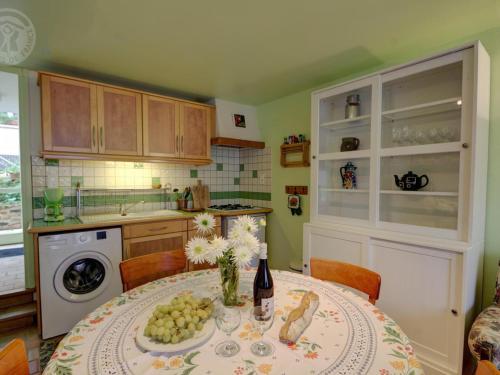 HOUSE GITE 5 personnes La Vache sur le Toit : le gîte. - image 4