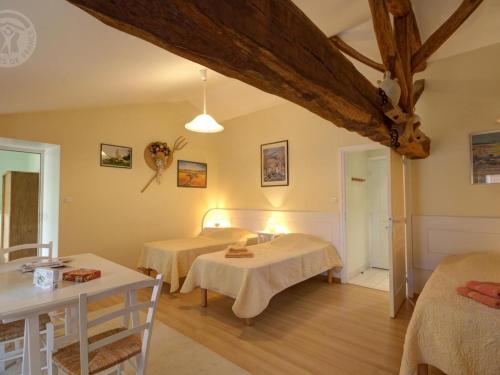 HOUSE GITE 5 personnes La Vache sur le Toit : le gîte. - image 11