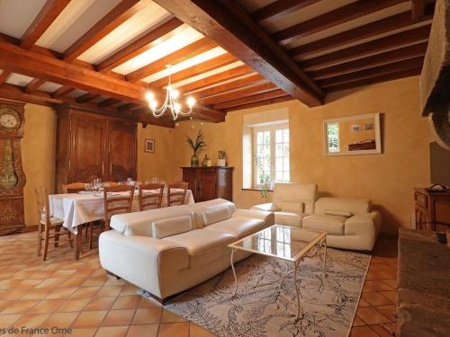 Maison paisible en nature avec cheminée et animaux acceptés - FR-1-497-154 (Maison paisible en nature avec cheminee et animaux acceptes - FR-1-497-154) in Beauchêne