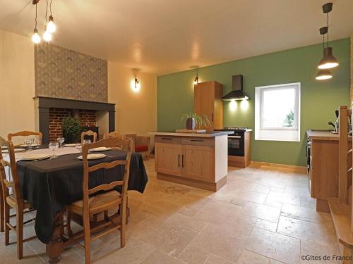 Maison ancienne charmante avec jardin clos et animaux acceptés - FR-1-497-150 (Maison ancienne charmante avec jardin clos et animaux acceptes - FR-1-497-150) in Aunou-sur-Orne
