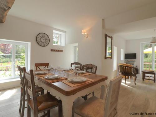 Charmante longère avec jardin et terrasse, proche de Saint-Fraimbault, WiFi inclus - FR-1-497-246 (Charmante longere avec jardin et terrasse, proche de Saint-Fraimbault, WiFi inclus - FR-1-497-246) in Vauce