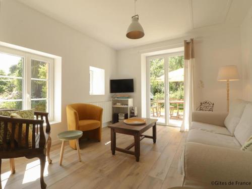 Charmante longère avec jardin et terrasse, proche de Saint-Fraimbault, WiFi inclus - FR-1-497-246 (Charmante longere avec jardin et terrasse, proche de Saint-Fraimbault, WiFi inclus - FR-1-497-246) in Vauce