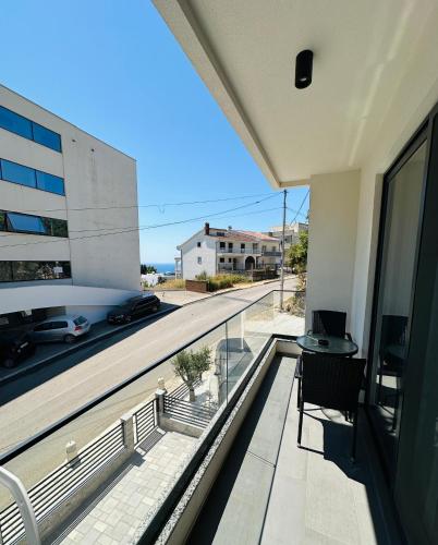 Mirage apartments - image 4