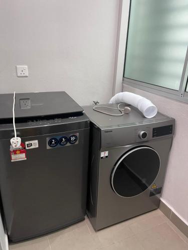 PLUMORA HOME with swimming pool in サバ