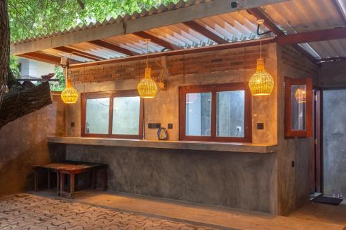 Mich's Surf Villa & Hostel in 웰리가마