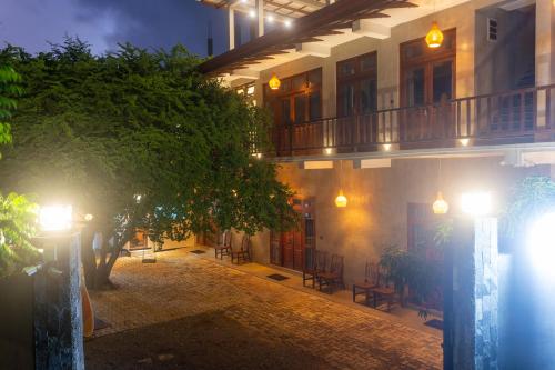 Mich's Surf Villa & Hostel in 웰리가마