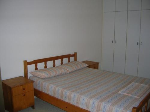 2 bedrooms, 4 beds
