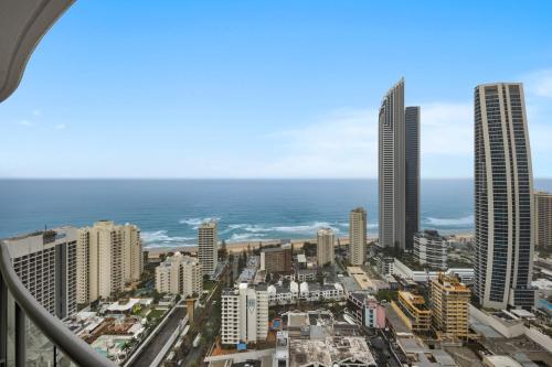 Lvl 37 Ocean View 3 Bedroom Apartment image 5