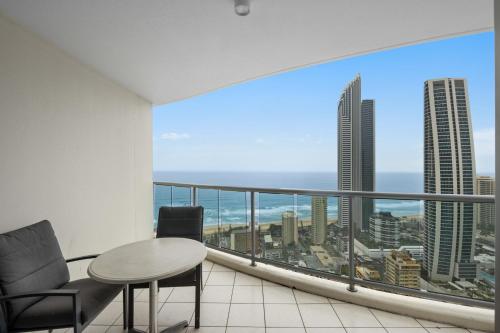Lvl 37 Ocean View 3 Bedroom Apartment image 10