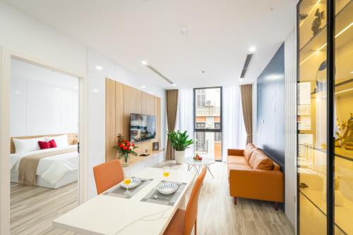 Myrcella Urban Apartment