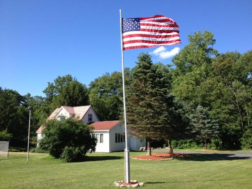 Echo Valley Cottages in Coolbaugh, USA