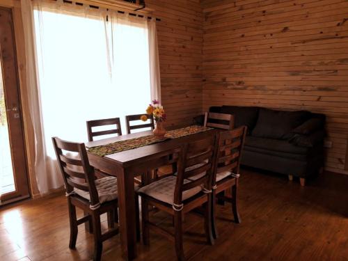 Cabaña Aida Epuyén (Cabana Aida Epuyen) in Epuyen