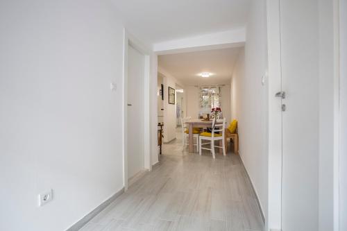 Villa Palace, Split (photo 11)