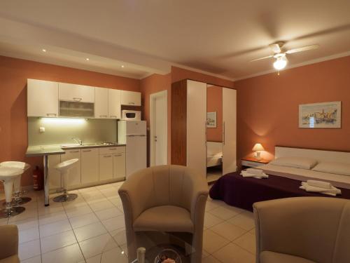 Apartment with Garden View room in Villa Petra Selce
