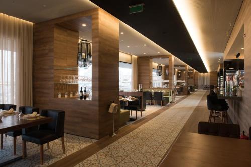 Azor Hotel - image 14