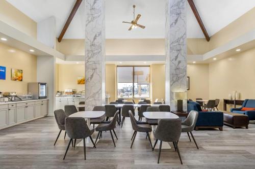 Comfort Inn & Suites Near Fallon Naval Air Station - image 8