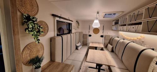 Tiny Apartments by Timo's Camp in Sankt Nikola An Der Donau