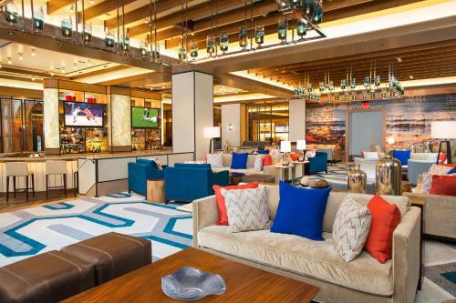 Restaurant, The Coral at Atlantis in Nassau