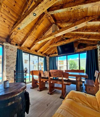 Food and beverages, Villa Stone Valcer in Slivno