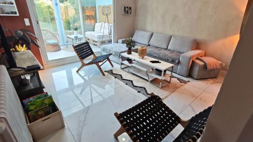 Maison Familiale Déco Vintage Jardin Parking Puy duFou gîte à louer Golf Cholet