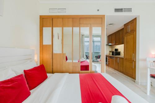 RH - Beautiful canal view, Sleek & spacious Studio, central location, Dubaj (fotografie 7)