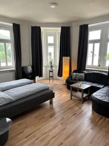 Schöne 3 Schlafzimmer Wohnung Philipp1 in Plauen, Deutschland