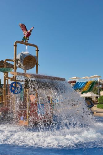 水上樂園, Atlantica Ocean Beach Resort in 普拉塔尼亞斯