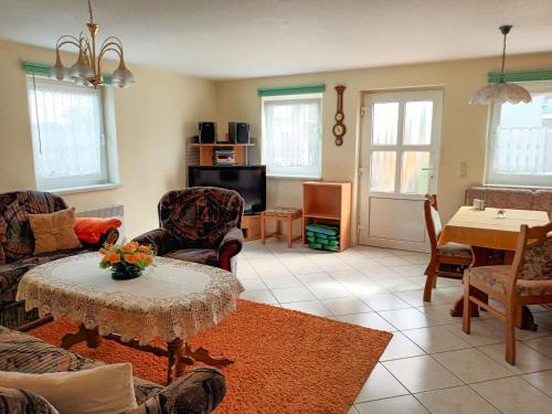 設施, Ferienwohnung Elfi in 克羅斯林