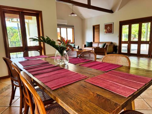 Instalaciones, Ahana Hillside - Scenic Stay Near Cairns in Fishery Falls
