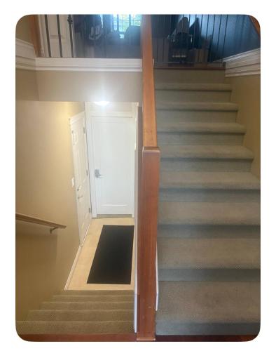Lower suite in family friendly townhome, Victoria (Foto 7)