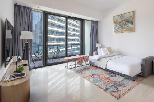 Frank Porter - Silverene, Dubaj (fotografie 7)