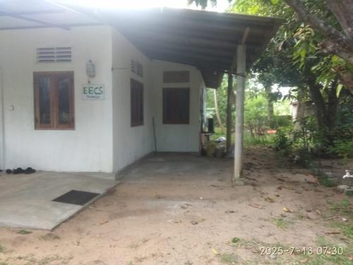 EECS Transit - Village stay in Negombo
