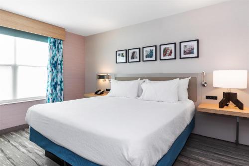 Hilton Garden Inn Auburn - image 10