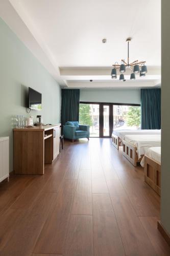 inn go Kutaisi Room Type - Classic Triple Room
