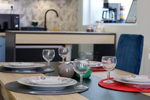 Kitchen, Chez Viticka in Saint Vulbas