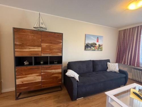 One-Bedroom Apartment image 3