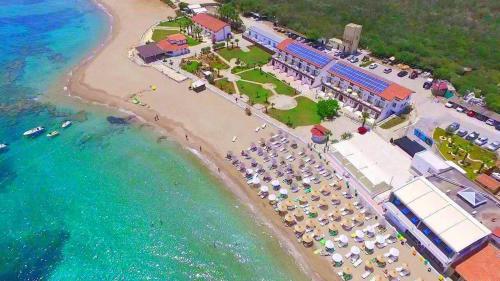 . KOCAREIS Seafront Bungalows & Restaurant