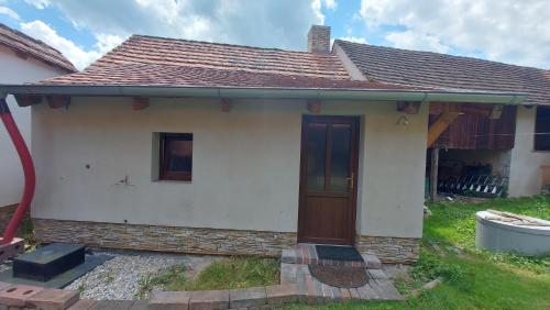 Prázdninový dům (Prazdninovy dum) in Habri