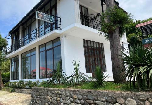 guest house buknari-eniseli, Chakvi