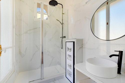 Modern Apartment - 2BD/4P - Louvre/Marais - image 4
