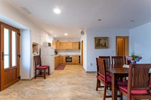 Villa Rina in Barat - Haus für 6-7 Personen (Villa Rina in Barat - Haus fur 6-7 Personen) in Barat