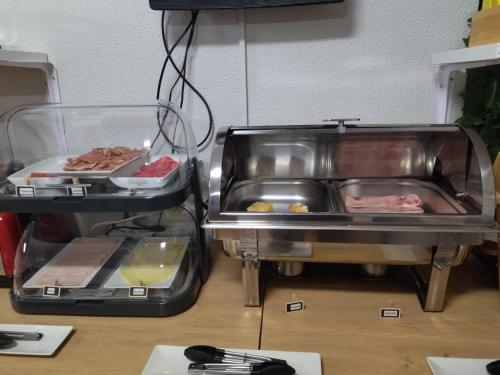 อาหารและเครื่องดื่ม, Puente Azud in อวิเลส