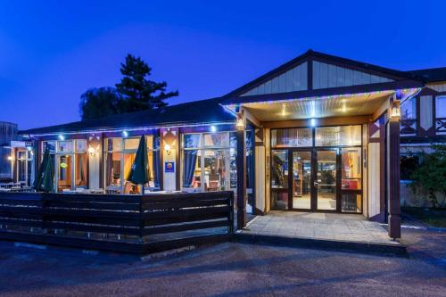 A szálláshely kívülről, FH Confort Hotel Orleans Co'met in Sud Loire