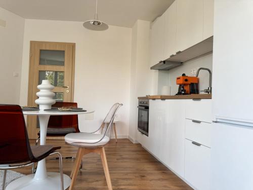 City Stay 1BR Near Mall Plovdiv with Workspace by Flat Manаger in Plovdiv Nyugati Negyed